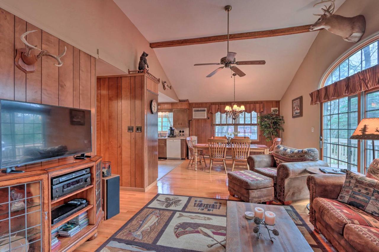 Poconos Home With Game Room Walk To Lake Harmony! Exteriér fotografie