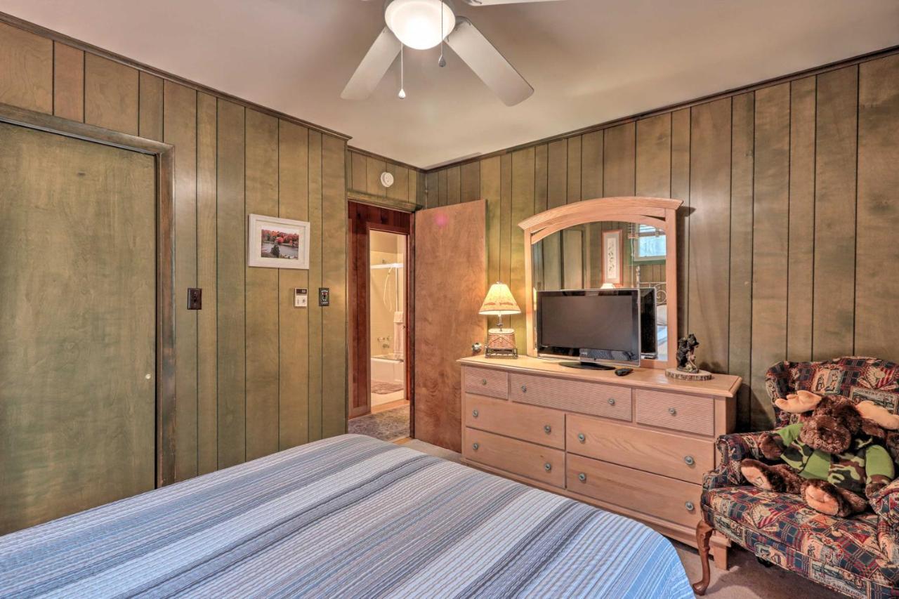 Poconos Home With Game Room Walk To Lake Harmony! Exteriér fotografie