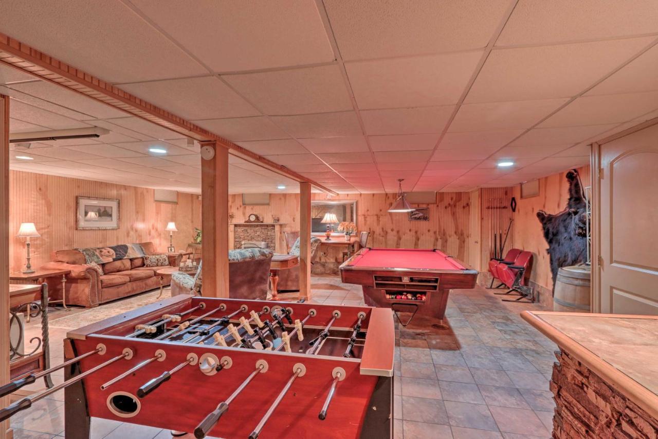 Poconos Home With Game Room Walk To Lake Harmony! Exteriér fotografie