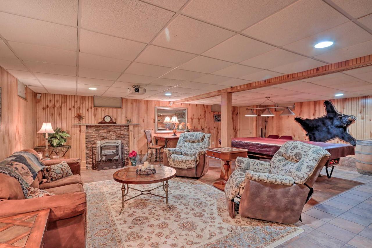Poconos Home With Game Room Walk To Lake Harmony! Exteriér fotografie