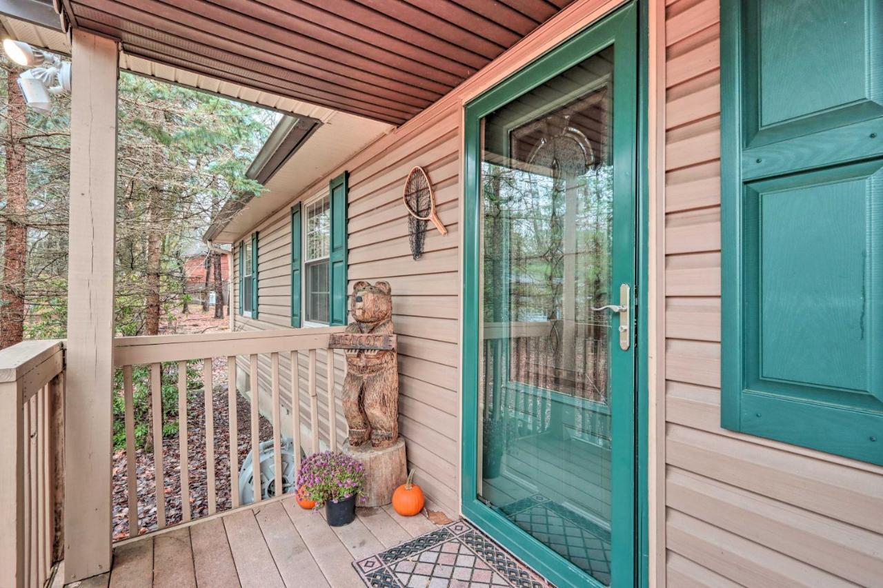 Poconos Home With Game Room Walk To Lake Harmony! Exteriér fotografie